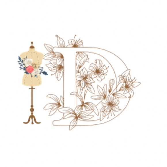 Meet your Posher, Dena - Picture 1 of 1